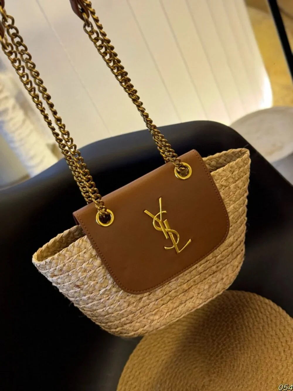 🌙Yves Saint Laurent 🌙straw woven tote bag 16x15cm